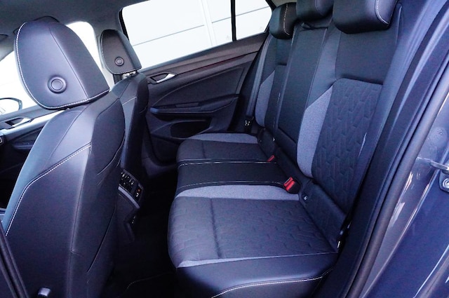 Volkswagen Golf 1.5 TSI DSG