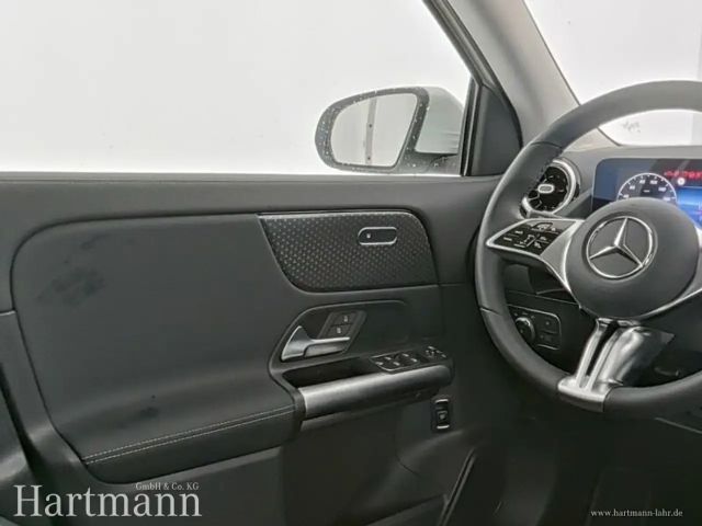 Mercedes-Benz GLA 180 Progressive