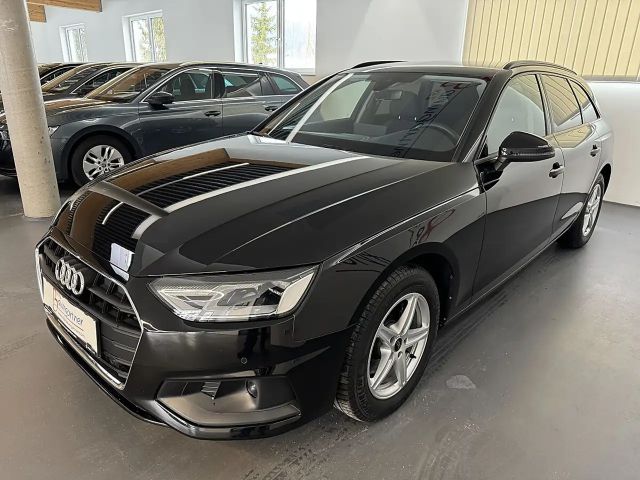 Audi A4 35 TDI Avant S-Tronic