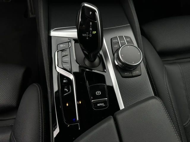 BMW 530 530e M-Sport Touring