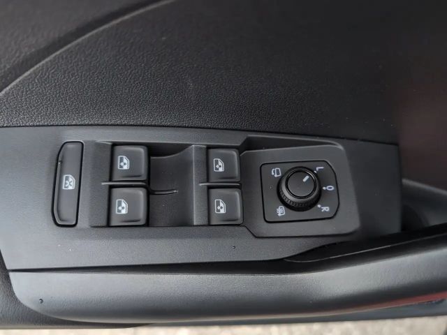 Volkswagen T-Cross 4Me TSI