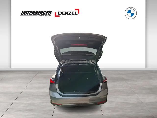 BMW 216 216i Active Tourer