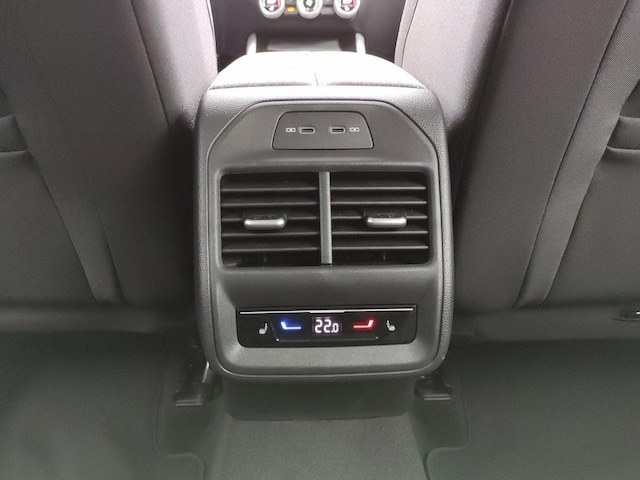 Skoda Superb 2.0 TDI Combi