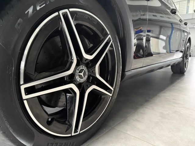 Mercedes-Benz E 200 4MATIC Estate
