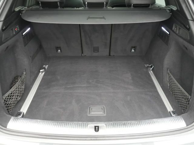 Audi SQ5 VIRT STANDHZ MATRIX SHZ NAVI AHK HUD PANO