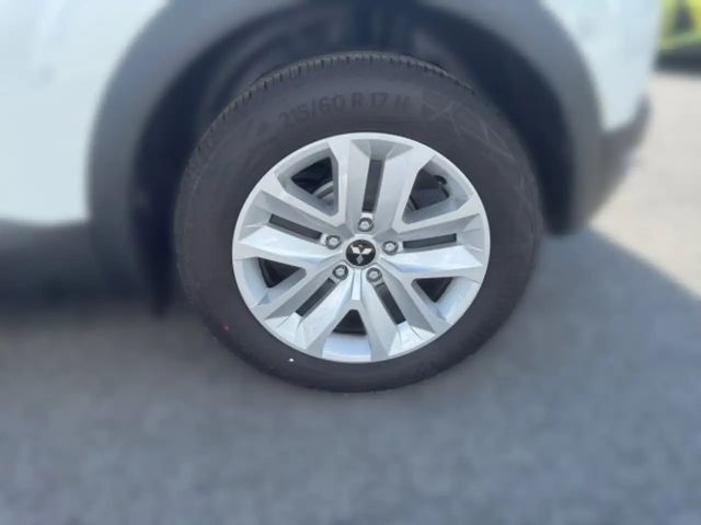 Mitsubishi ASX Invite