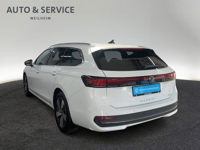 Volkswagen Passat 1.5 eTSI Business DSG Variant