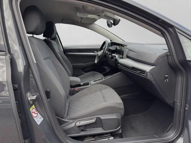 Volkswagen Golf DSG Life Variant