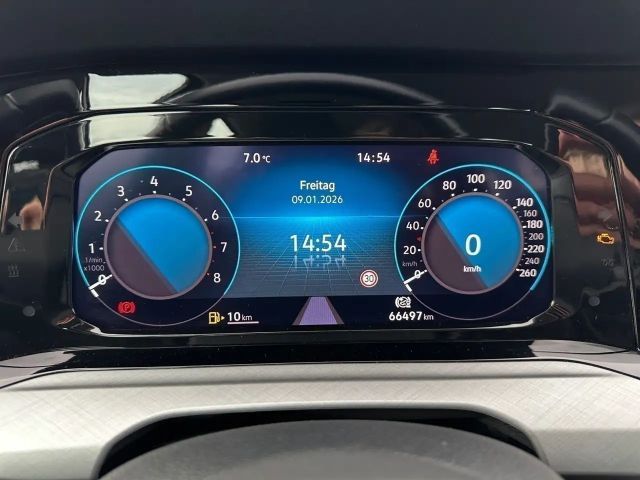 Volkswagen Golf 1.5 TSI Business Life Variant