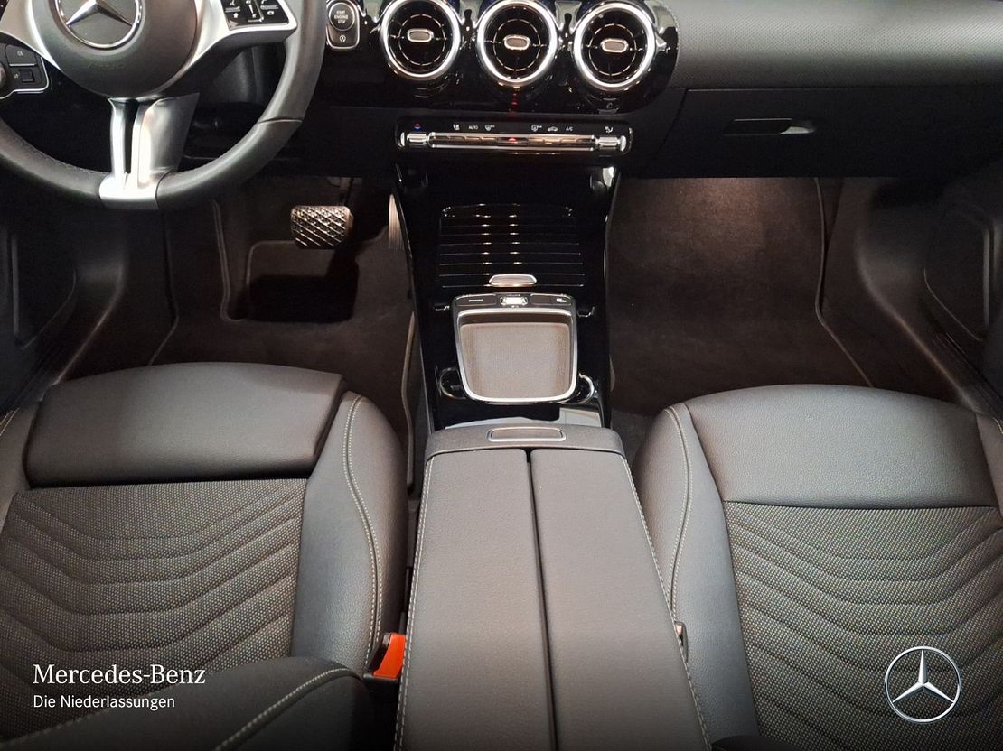 Mercedes-Benz CLA 180 Shooting Brake