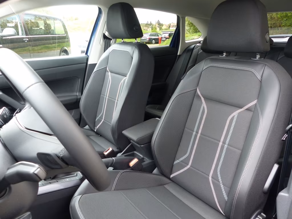 Volkswagen Taigo 1.0 TSI DSG Style