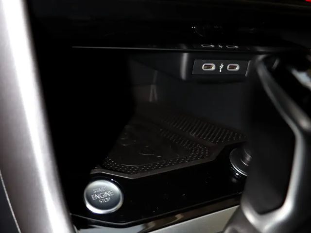 Volkswagen T-Roc 1.5 TSI DSG Life