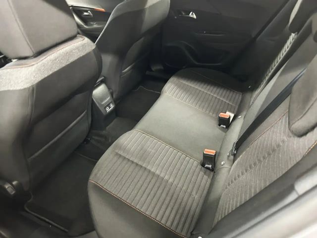 Peugeot E-2008 Active Pack