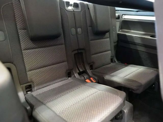 Volkswagen Touran DSG