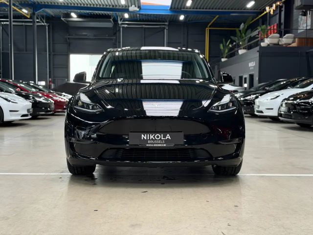 Tesla Model Y AWD Long Range