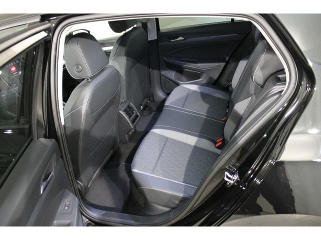 Volkswagen Golf 1.5 eTSI DSG Golf VIII