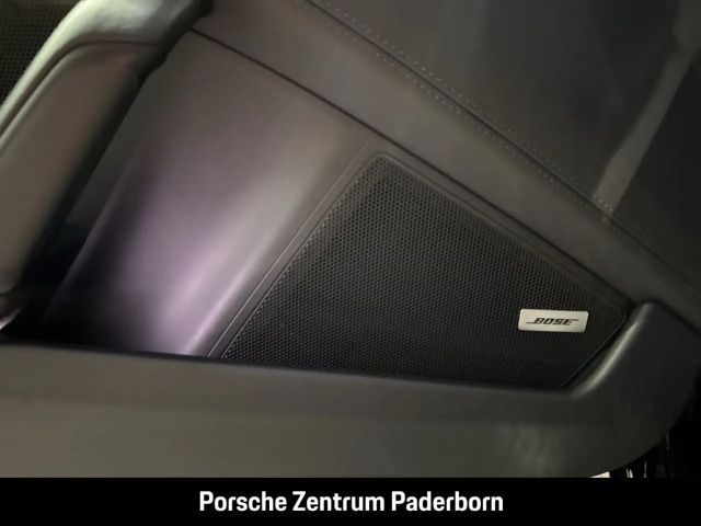 Porsche 992 Carrera Coupé GTS