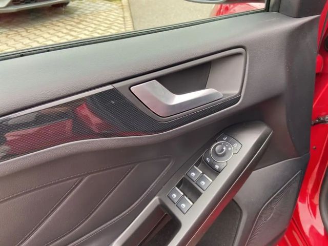 Ford Focus ST Line Wagon