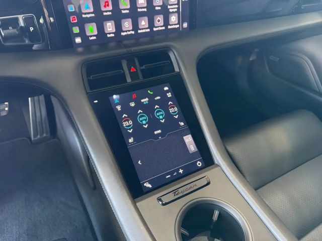 Porsche Taycan S Turbo