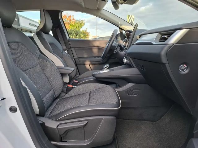 Renault Captur E-Tech Intens