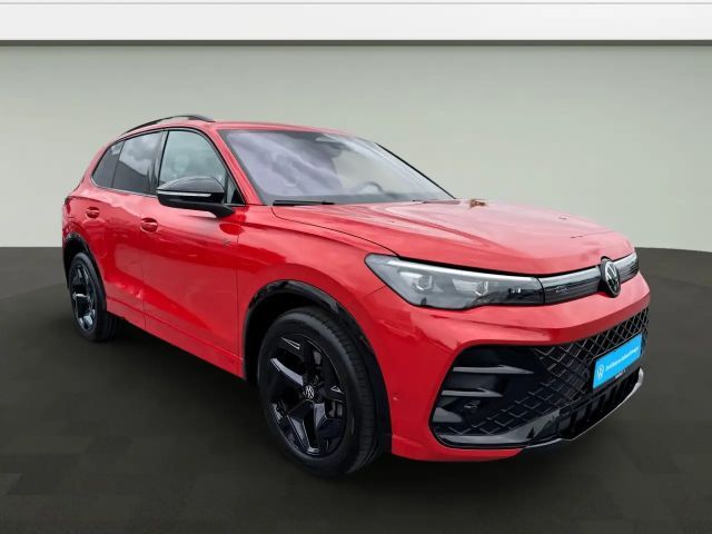 Volkswagen Tiguan 2.0 TDI DSG R-Line Style