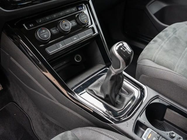 Volkswagen Touran 1.5 TSI Highline