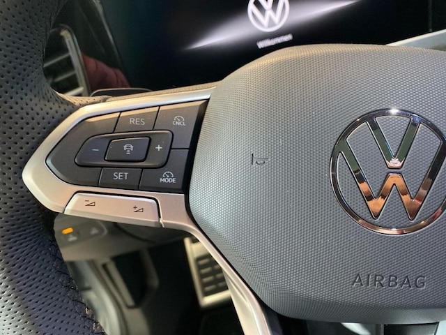 Volkswagen Passat DSG R-Line eHybrid