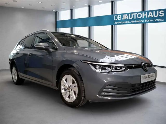 Volkswagen Golf 1.5 eTSI DSG Life