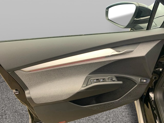 Skoda Enyaq Enyaq 85x *AHK*WÄRME*ACC*NAVI*R-CAM*LED*SHZ*DAB*