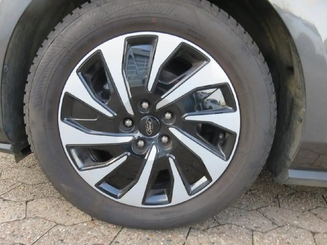 Ford Focus Titanium Wagon