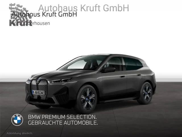 BMW iX xDrive50