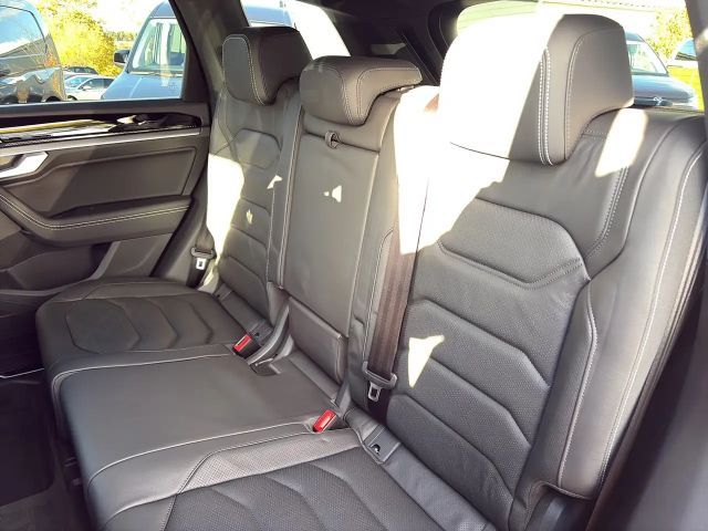 Volkswagen Touareg R-Line Style