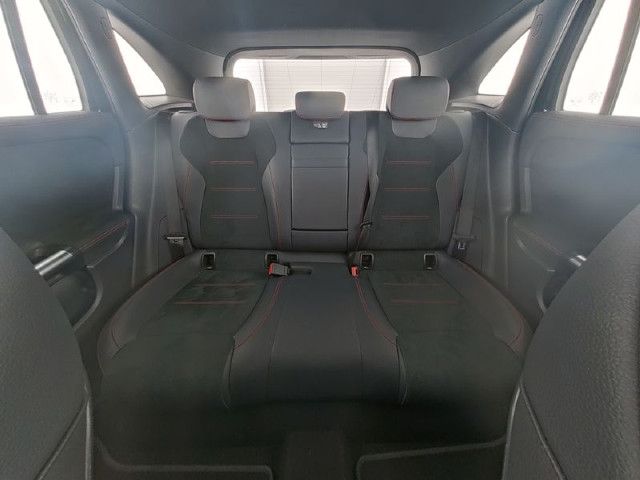 Mercedes-Benz EQA 300 4MATIC