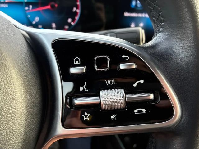 Mercedes-Benz GLA 200 Progressive