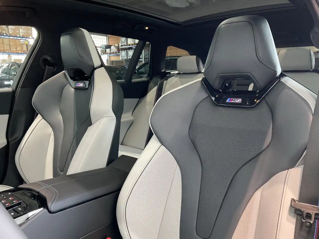 BMW M5 Touring  Ultimate Package, Anhängerkupplung