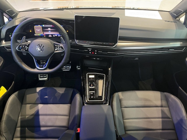 Volkswagen Golf 2.0 TSI Golf VIII