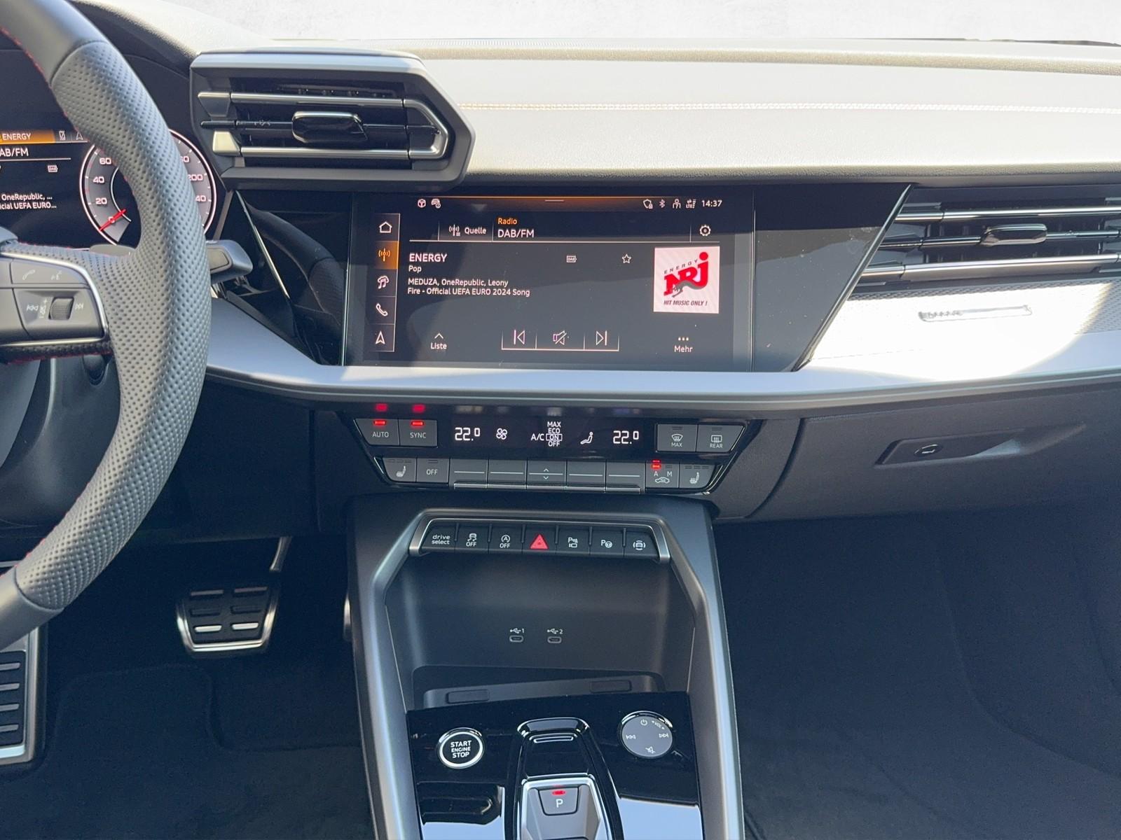 Audi A3 35 TFSI S-Line S-Tronic Sedan Sportback