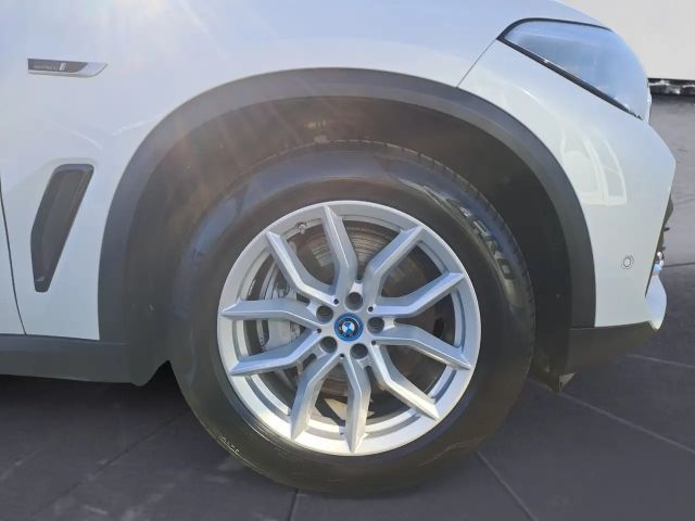 BMW X5 xDrive45e