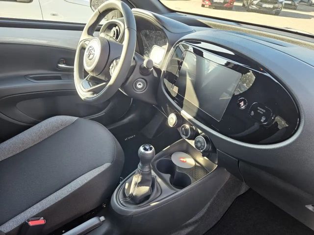 Toyota Aygo X Hatchback Play X-play