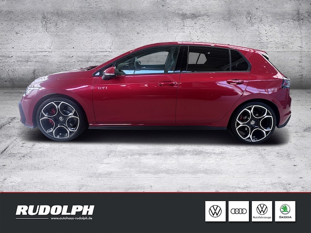 Volkswagen Golf 2.0 TSI DSG Golf VIII