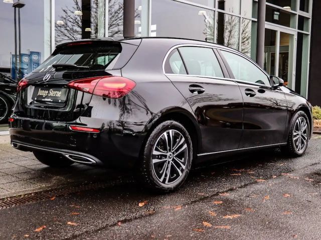 Mercedes-Benz A 180 Progressive