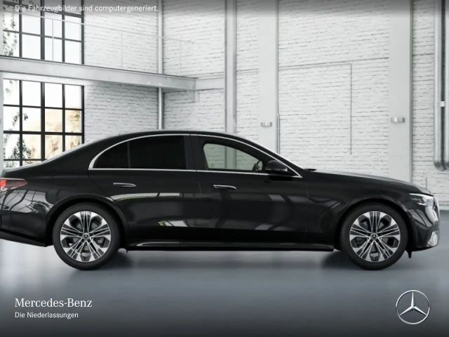 Mercedes-Benz E 200 AVANTGARDE Sedan