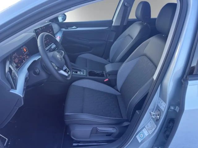 Volkswagen Golf DSG Golf VIII IQ.Drive Variant