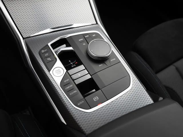 BMW 320 320d M-Sport Touring