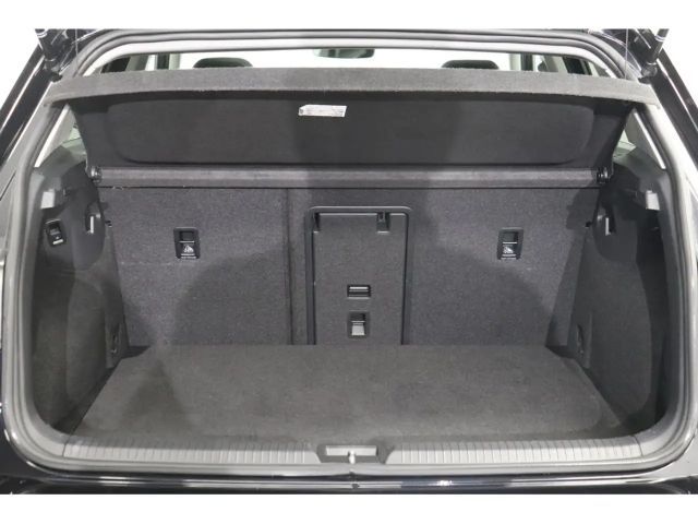 Volkswagen Golf 2.0 TDI Golf VIII IQ.Drive