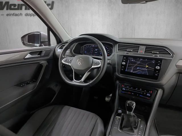 Volkswagen Tiguan 1.5 TSI Allspace Life