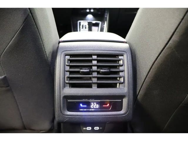 Volkswagen Golf 2.0 TSI DSG GTI Golf VIII