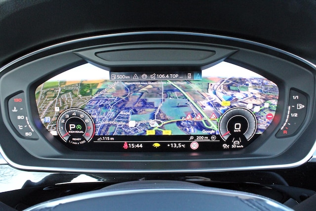 Audi A8 55 TFSI Lang Quattro