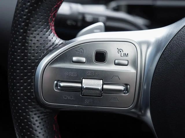 Mercedes-Benz EQA 350 4MATIC AMG Line