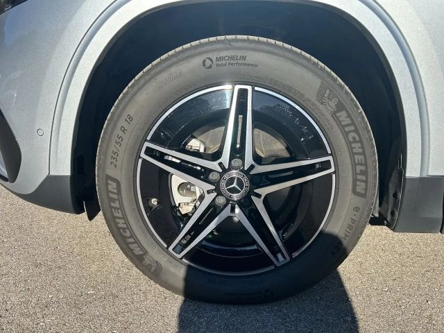Mercedes-Benz EQA 300 4MATIC AMG Line